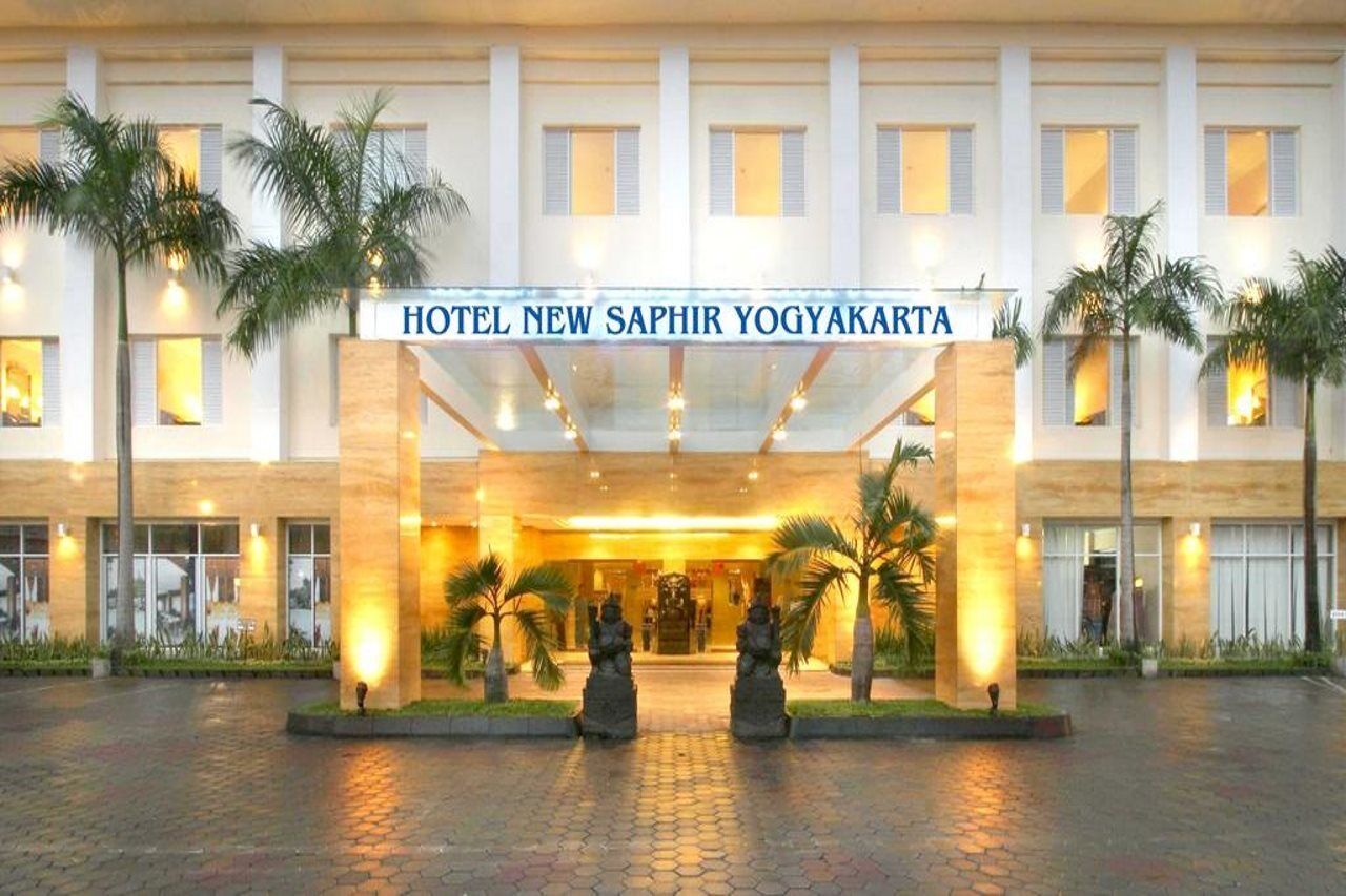 호텔 뉴 사피르 족자카르타 요그야카르타 외부 사진